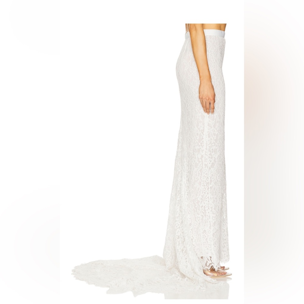 The forever Audrey skirt in white by Helsa - Picture 6 of 9